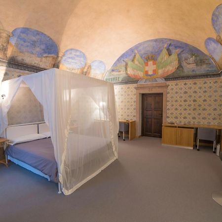 Hotel Cavour Et Des Officiers Bard Dış mekan fotoğraf