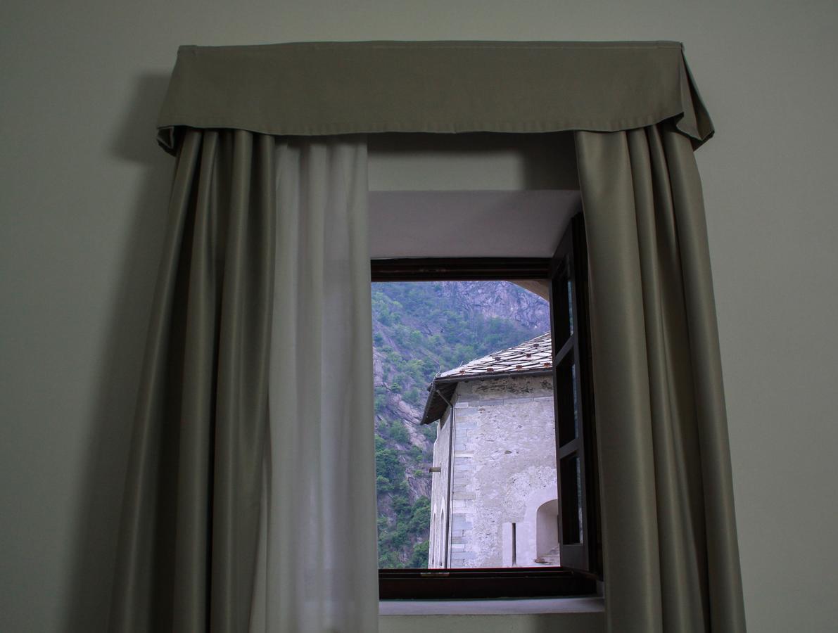Hotel Cavour Et Des Officiers Bard Dış mekan fotoğraf