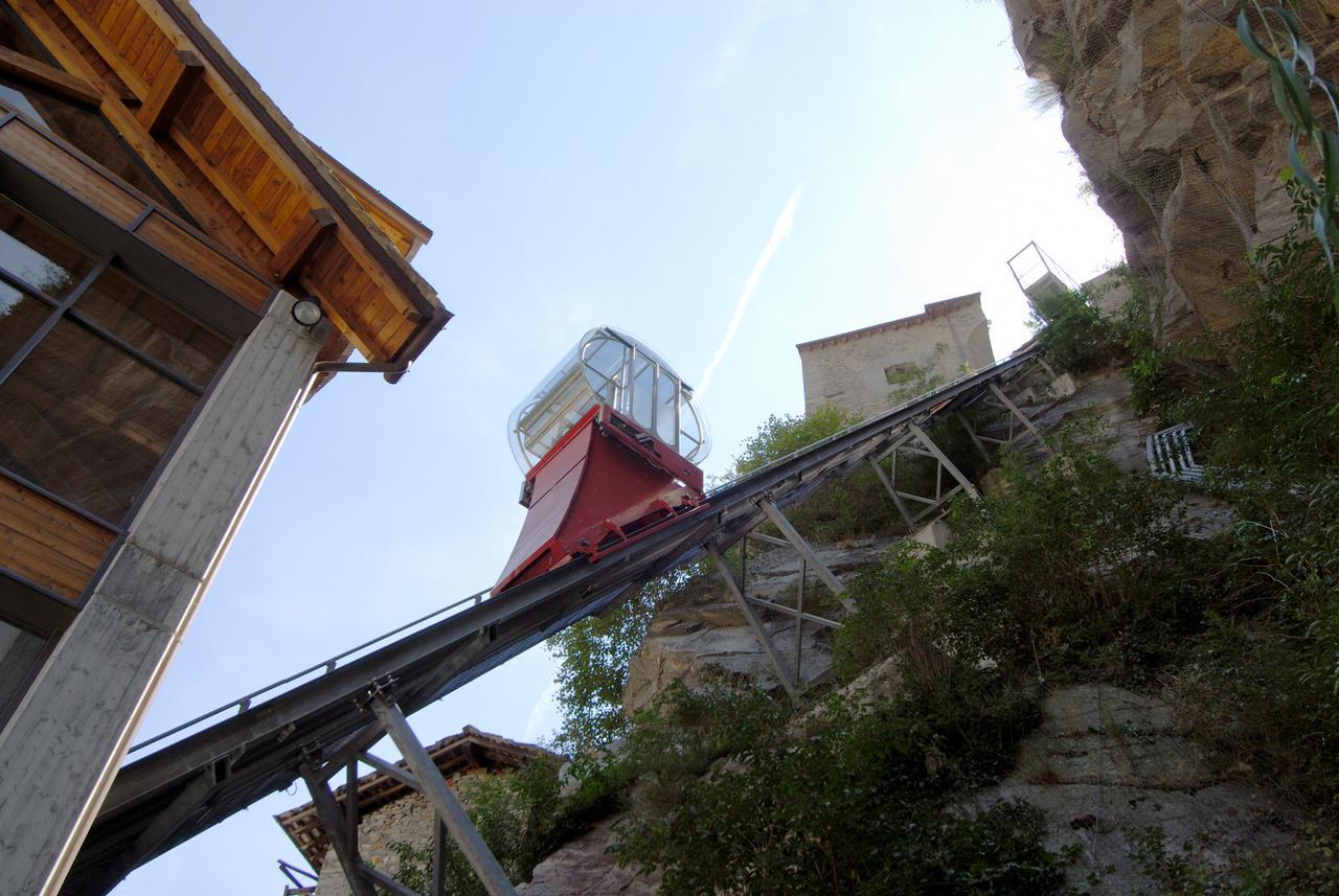 Hotel Cavour Et Des Officiers Bard Dış mekan fotoğraf